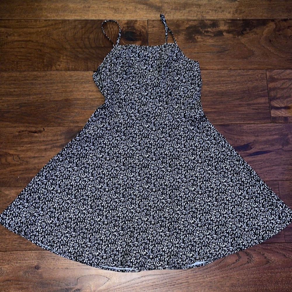 Shein floral black and white dress size medium